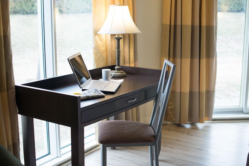 Days Inn By Wyndham מונמאני מראה חיצוני תמונה