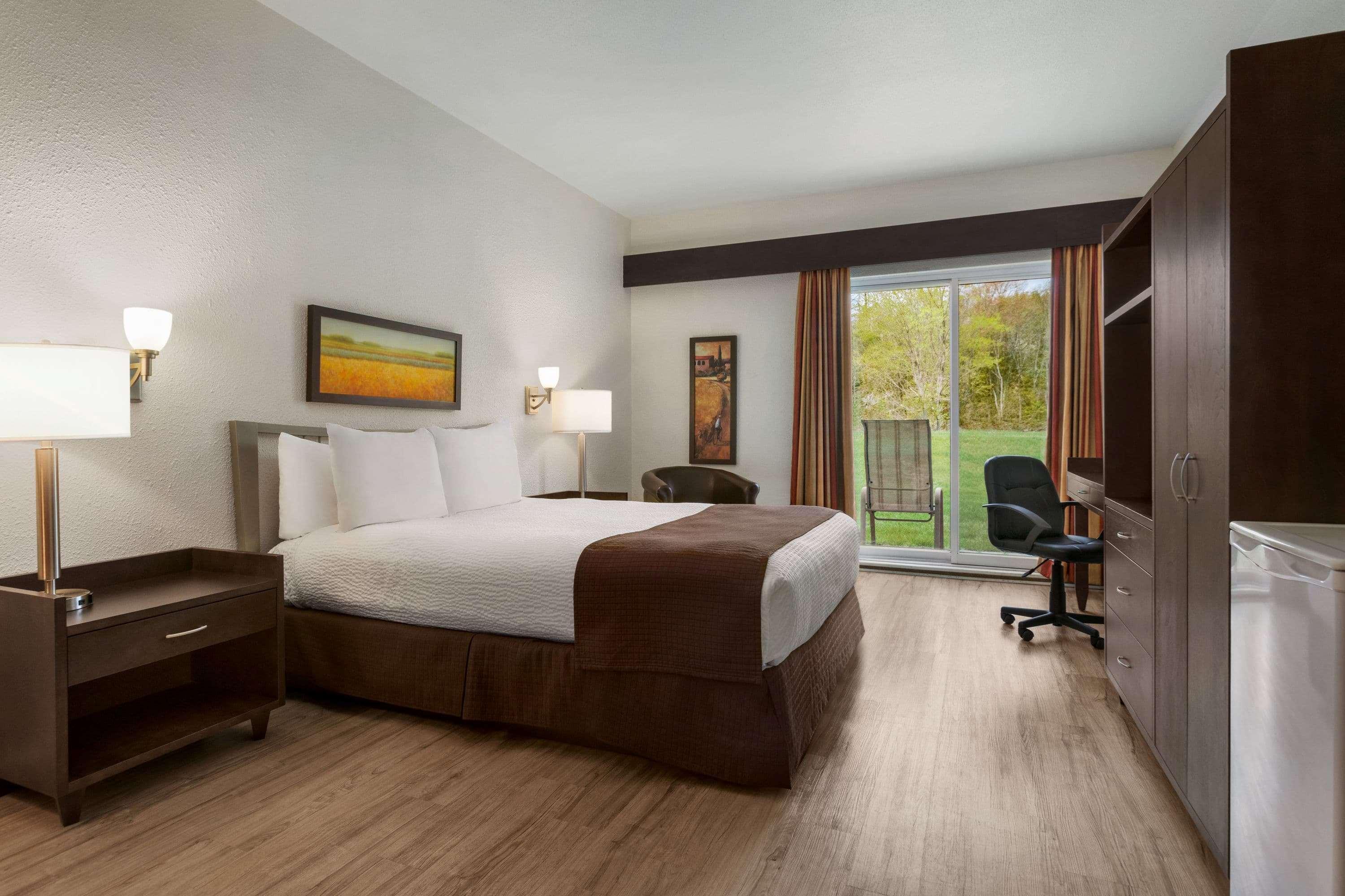 Days Inn By Wyndham מונמאני מראה חיצוני תמונה