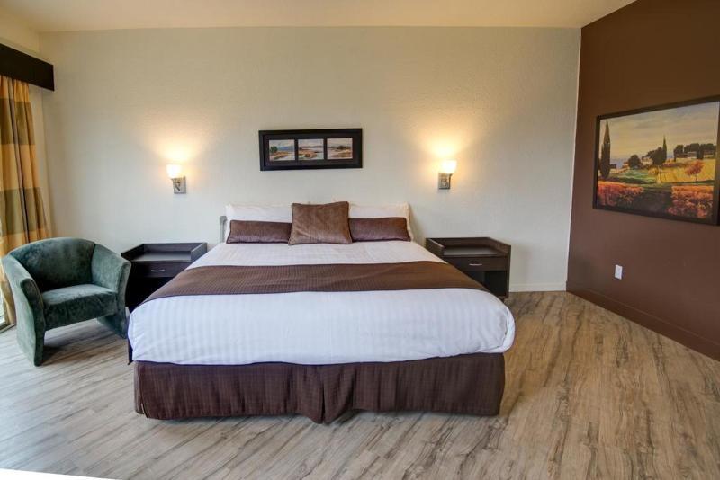 Days Inn By Wyndham מונמאני מראה חיצוני תמונה
